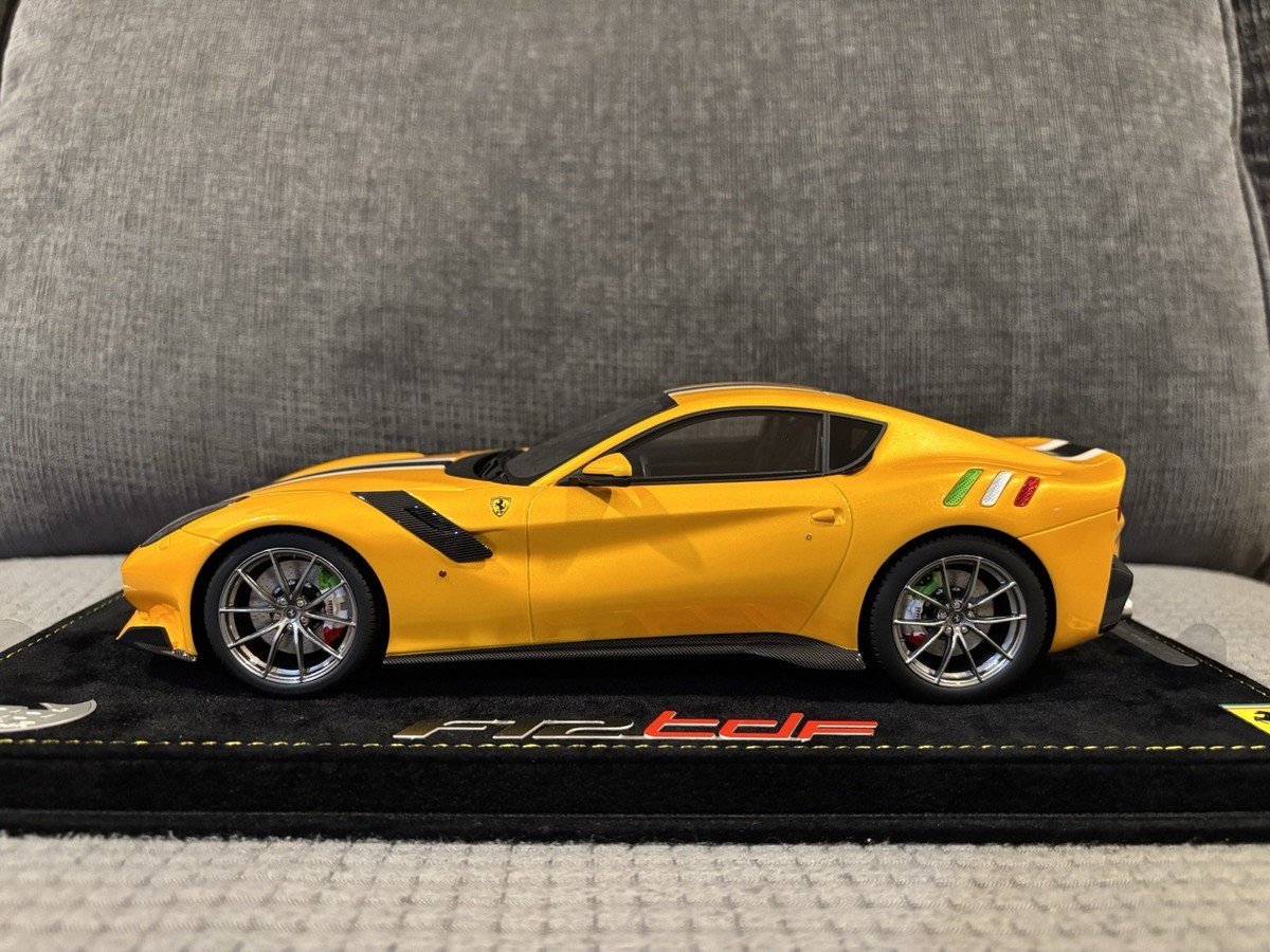 1/18 BBR フェラーリ F12 tdf GIALLO MODENA 1:18 BBR Collection Ferrari F12 TDF Giallo Tristrato Italy Ltd