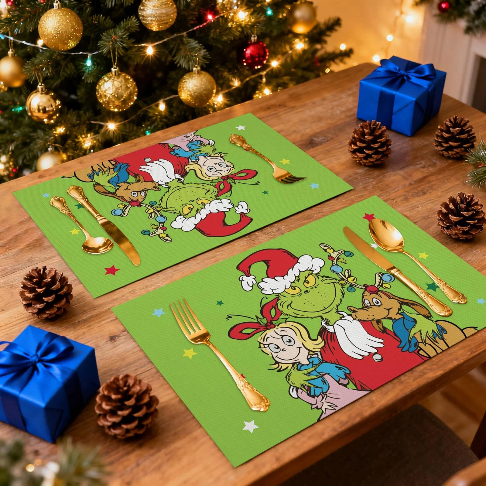 Santa Character Christmas Placemats with Max Cindy Stars