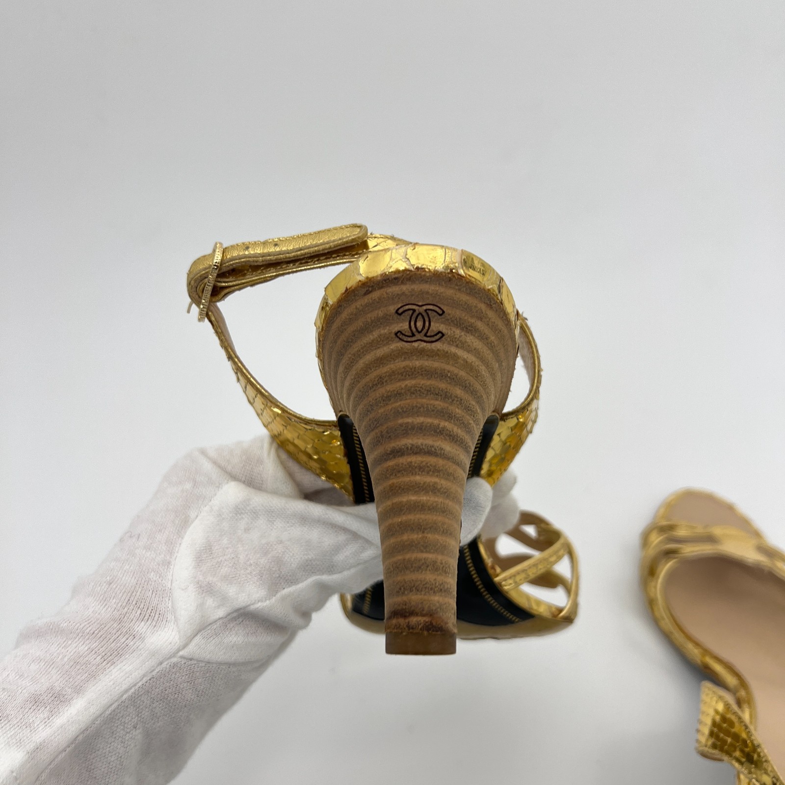 Chanel |Authentic Gold Metallic Snake Leather CC … - image 12