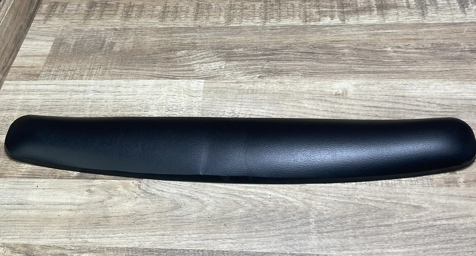 Reposamuñecas Gel 3M con Protección Antimicrobiana Negro 2.75"x18" x0.75" WR309LE Foto 2 de 4