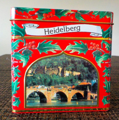 Vintage Lambertz Musical Tin Music Box ''Rudolph the Red Nose Reindeer'' Germany