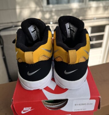 nike speed turf university gold