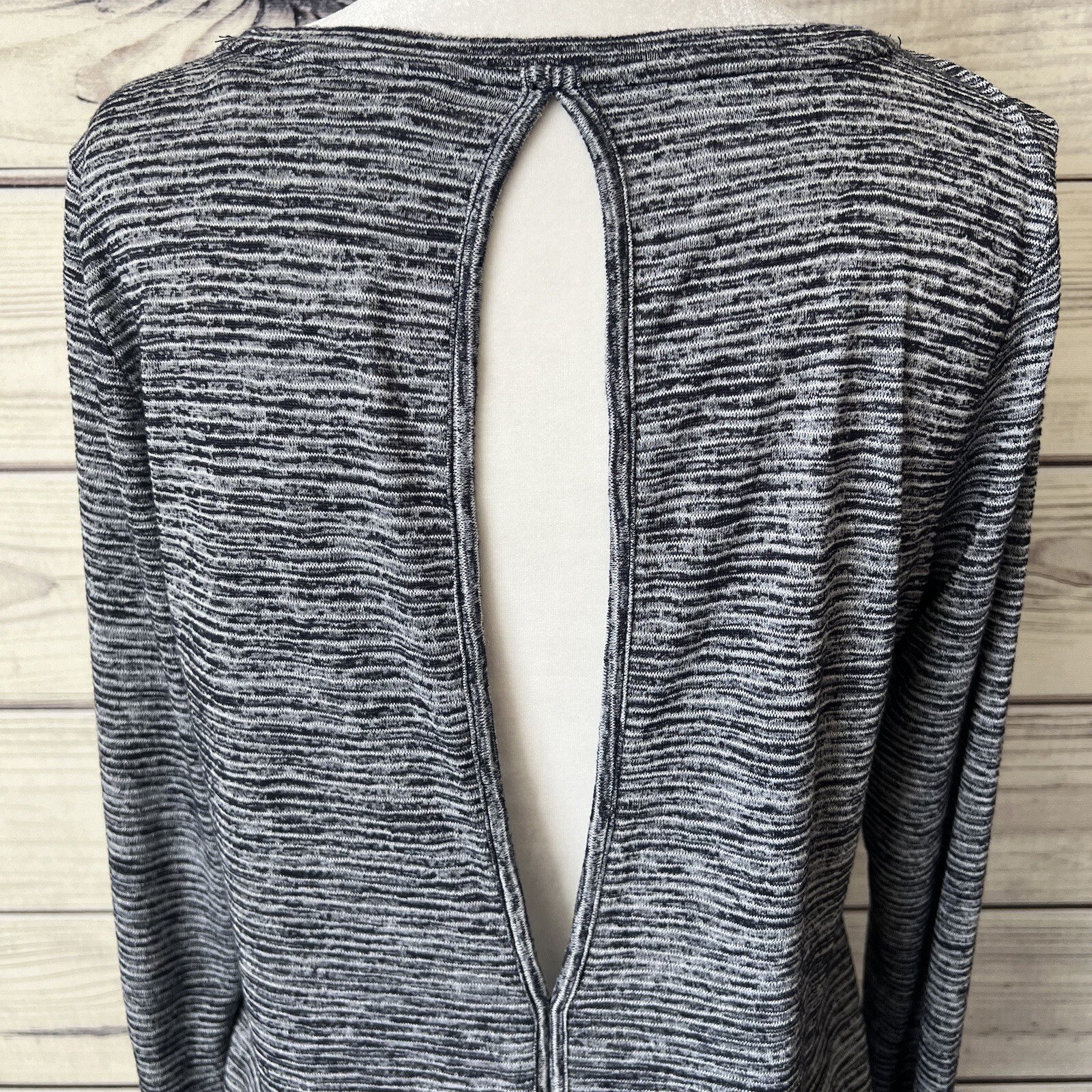 Athleta Navy Striped Breezy Split Back Athletic T… - image 8