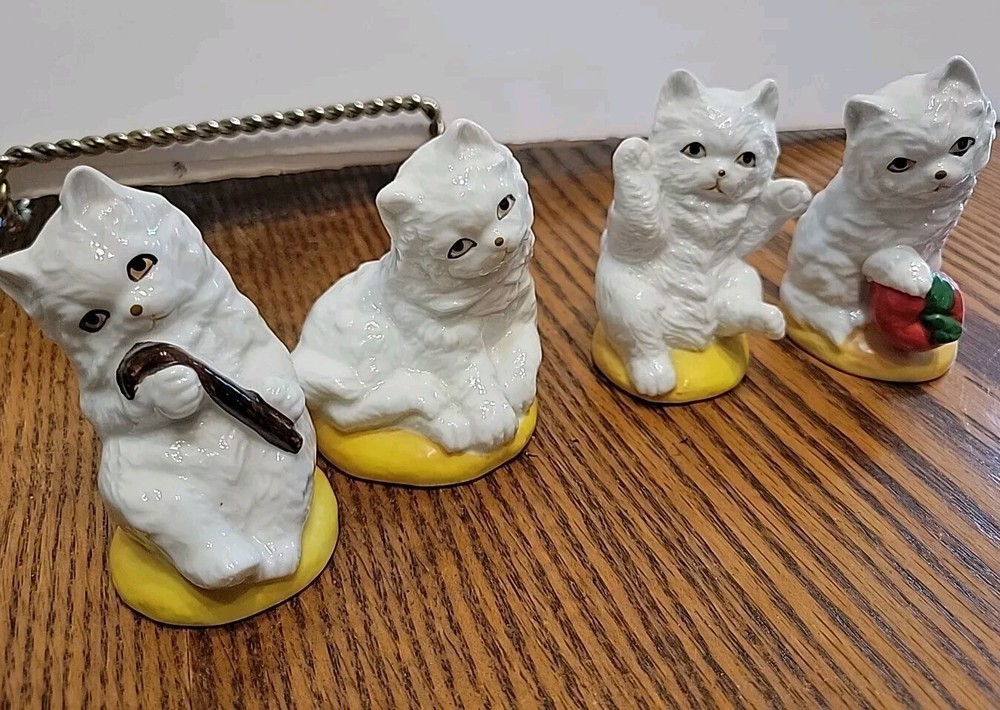 Vintage 4  Porcelain Kitty Cat  Hand Painted Figurines  Big Eyes 2.5