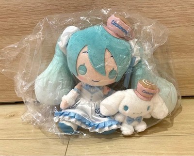 Hatsune Miku x Cinnamoroll Collaboration Plush Toy Rare Isetan 16th Edition New