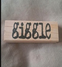 RARE RETIRED Tim Holtz "GIGGLE" Wood Rubber Stamp - Stampers Anonymous J3-1077
