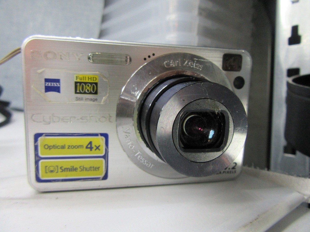 SONY Cyber−Shot W DSC-W110 Sony Cyber-Shot DSC-W110 7.20 million Pixel CCD Retro Digital