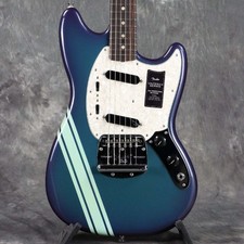 Fender Vintera II Mustang anni 70 tastiera palissandro competizione bordeaux 3,13 kg S