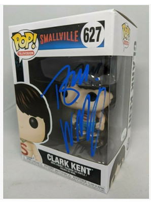 WB Funko POP Smallville! Clark Kent 625 this is Autographed by Tom Welling 