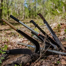 Hunting & Camping Machete | Carbon Steel Blade with Ergonomic Grip, Full Tang