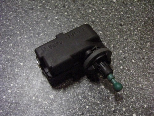 Audi A4 B6 8E 00-04 Leuchtweitenverstellmotor LWR Scheinwerfer