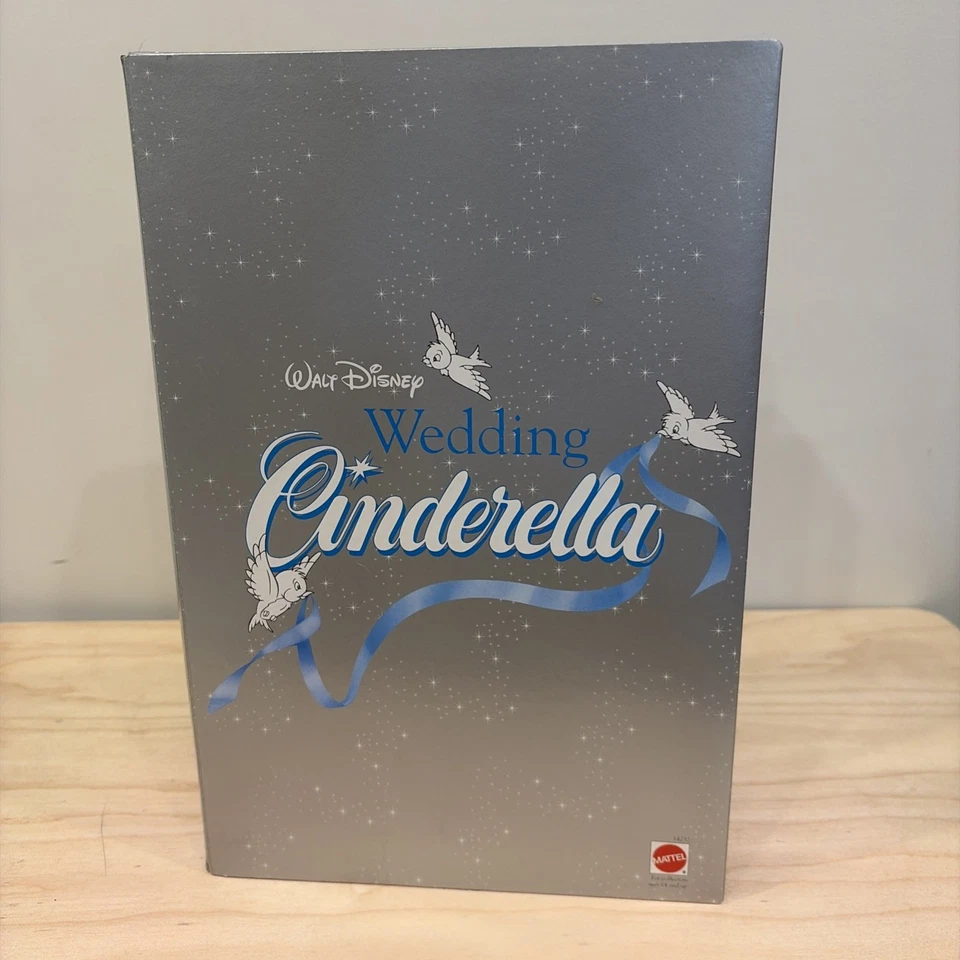 Barbie Cenicienta Boda Disney 1995 45 Aniversario Foto 2 de 4