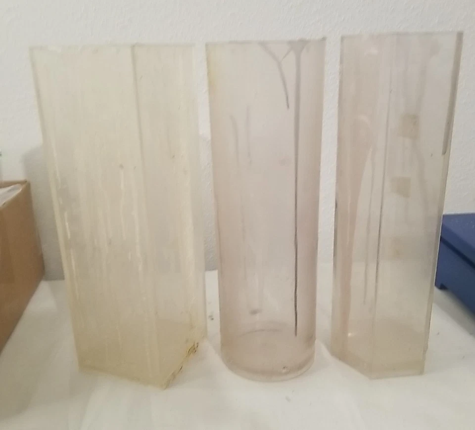 "3" Plastic Candle Molds. 3in Round, 3" Square, 3" Hexagon, 10" Tall - Image 2 of 4