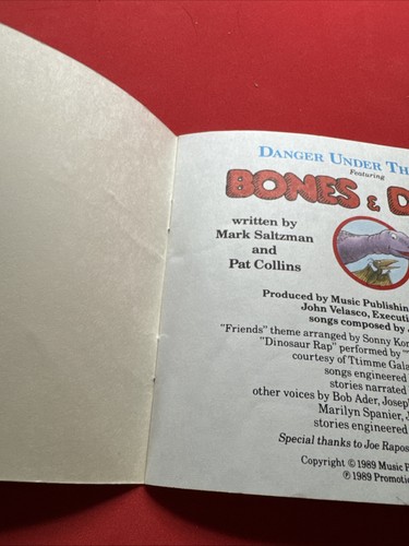 Dinosaurs Danger Under The Lake McDonald’s Mini Book - No Cassette - Bild 5 von 6