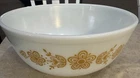 Vintage Pyrex Butterfly Gold 404 Large Mixing Bowl 4 Quart