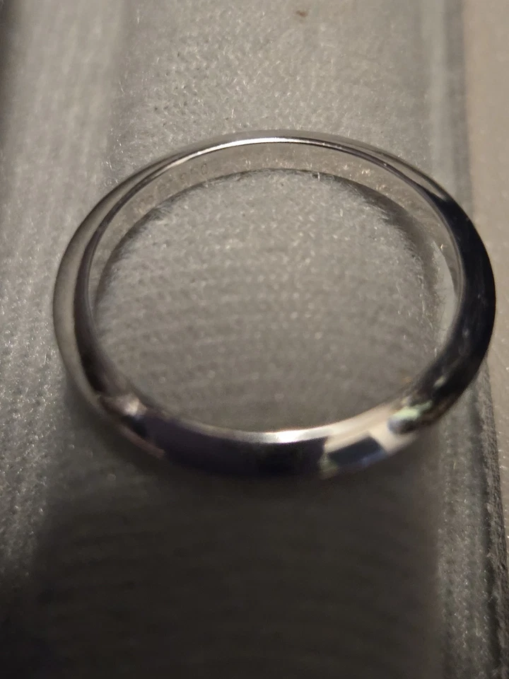 Tiffany & Co. Platinum Knife Edge Wedding Band 5.25 - Image 4 of 4