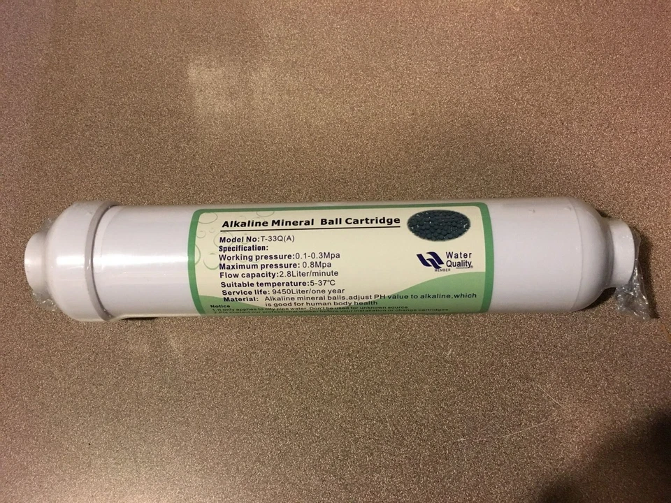 Cuatro filtros de agua de bola mineral alcalina T33QA con conector de empuje de 1/4" Foto 2 de 3