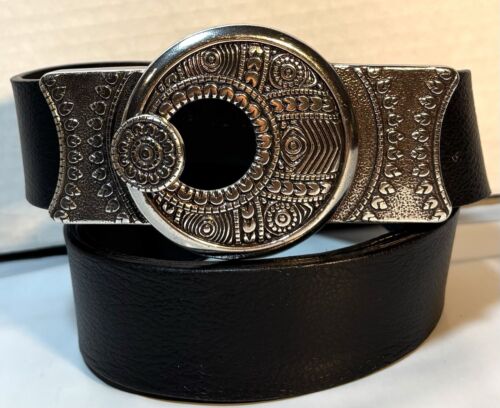 Chicos Black Leather Waist Belt Sz S/M 1.5”Wide Adjustable EUC