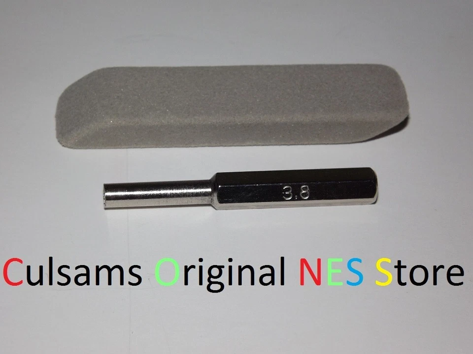 Culsam 72 Pin Connector Replacement Part with Nintendo NES Game Cleaning Kit - Image 3 of 4