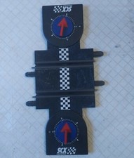 SCX COMPACT 1:43 LAP COUNTER SLOT CAR TRACK