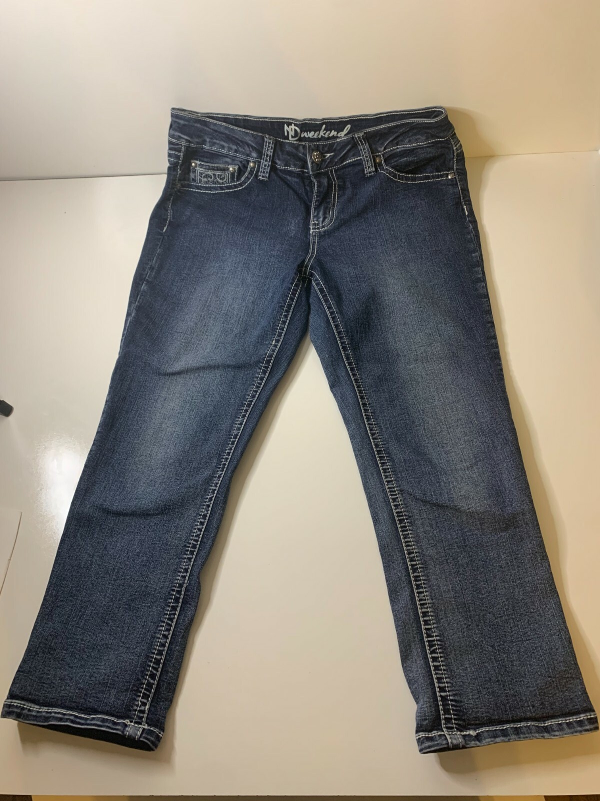 Women's ND Weekend Bootcut Jeans Size 8 Embroidered Rhinestone Studded-image