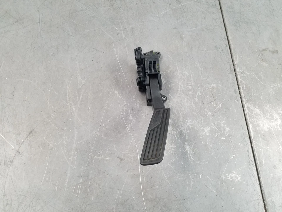 Chevy Camaro SS 2014 acelerador pedal del acelerador #2605 B7 Foto 3 de 4