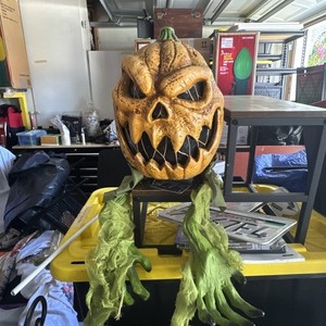 Animated Talking and Rocking Jack-o’-lantern