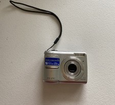 OLYMPUS FE-210 7.1MP COMPACT DIGITAL CAMERA - SILVER