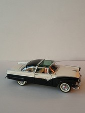 Danbury Mint 124 1955 Ford Fairlane Crown Victoria Diecast Model Car