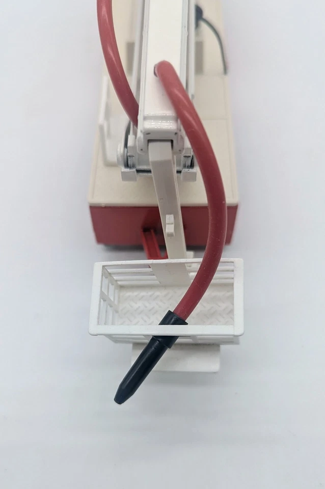 Siku 3720 Mercedes Simon Snorkel Fire Engine – Super Serie 1:55 – Boxed - Image 2 of 4