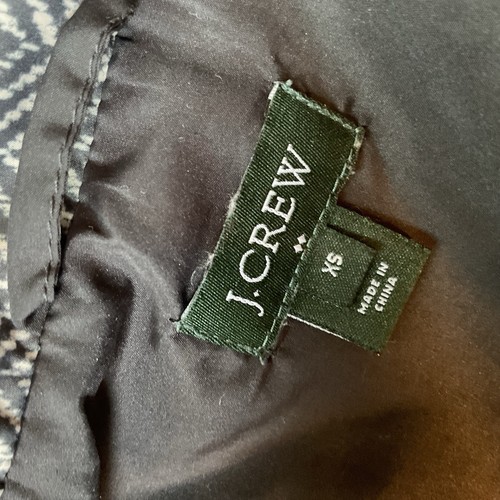 J. Crew Down Quilted Vest Womens Size XS Black Herringbone Full Zip Mock Neck - Picture 6 of 7