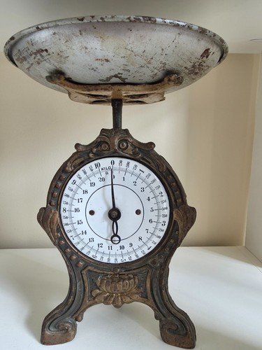 Vintage Antique Kitchen Scale, 10kg/20lb, original nice patina, made in Germany.