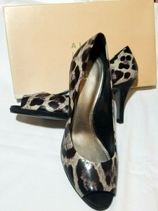 alex marie pumps