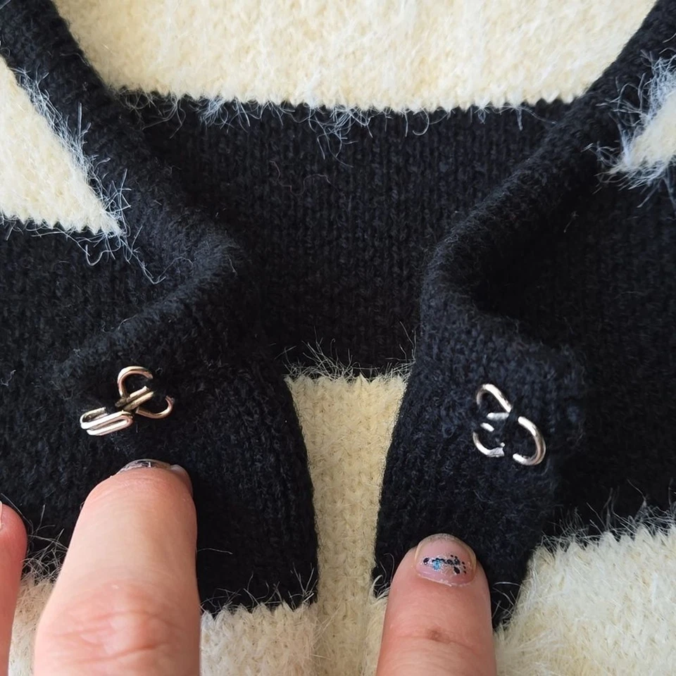 Cárdigan a rayas blanco y negro Ya Los Angeles Foto 2 de 4