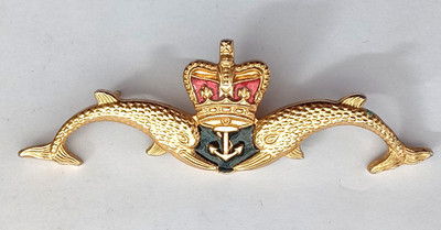 EIIR Royal Navy Submarine Service vergoldet & Emaille Pin Abzeichen.   A4-1