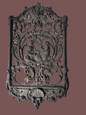 ancienne Grille de judas en fonte ajourée