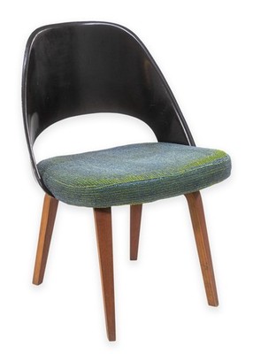 Eero Saarinen for Knoll Model 72 Side Chair (PLB) 1948 Original Knoll Upholstery