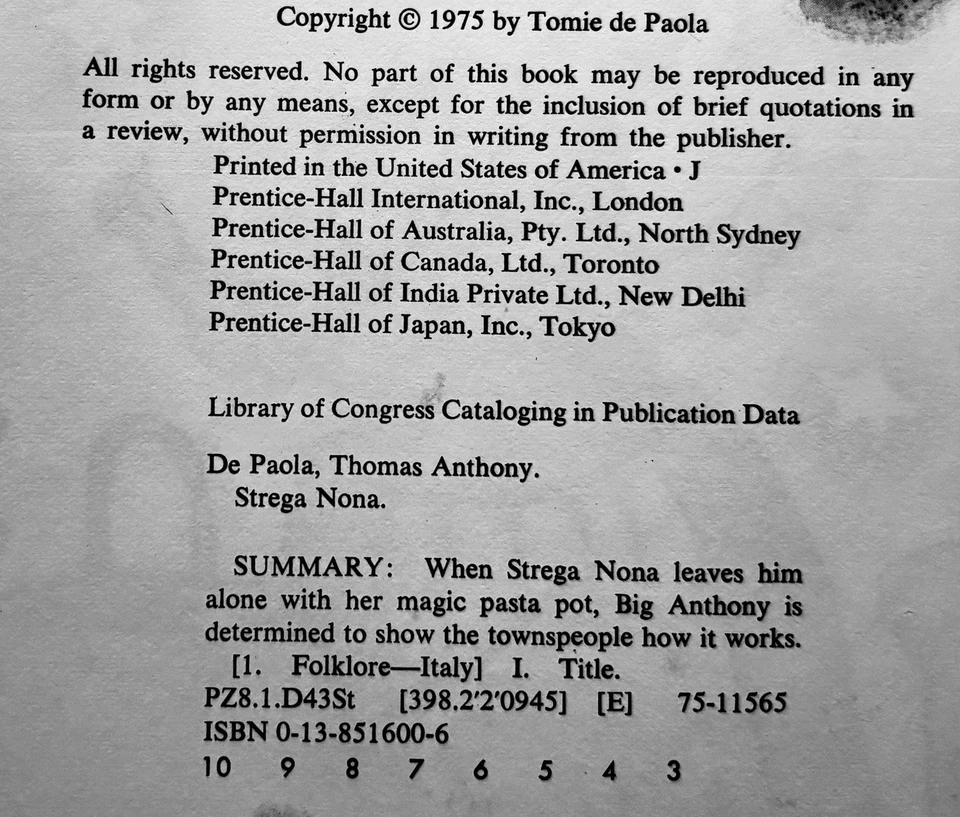 Strega Nona: An Old Tale RARE Deluxe Reinforced Binding, Early Reprint, Mid1970s — 第 3/4 张图片