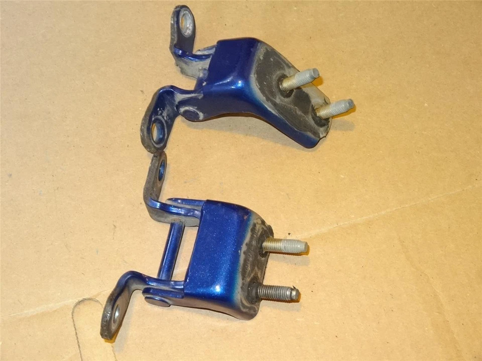 Juego de bisagras puerta trasera derecha Honda Accord CR-V CIVIC 2001-2005 OEM 67910-S5D-A01ZZ Foto 2 de 3