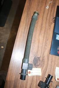 Excellent Vietnam 1967 16 inch pressure suit oxygen hose + regulator