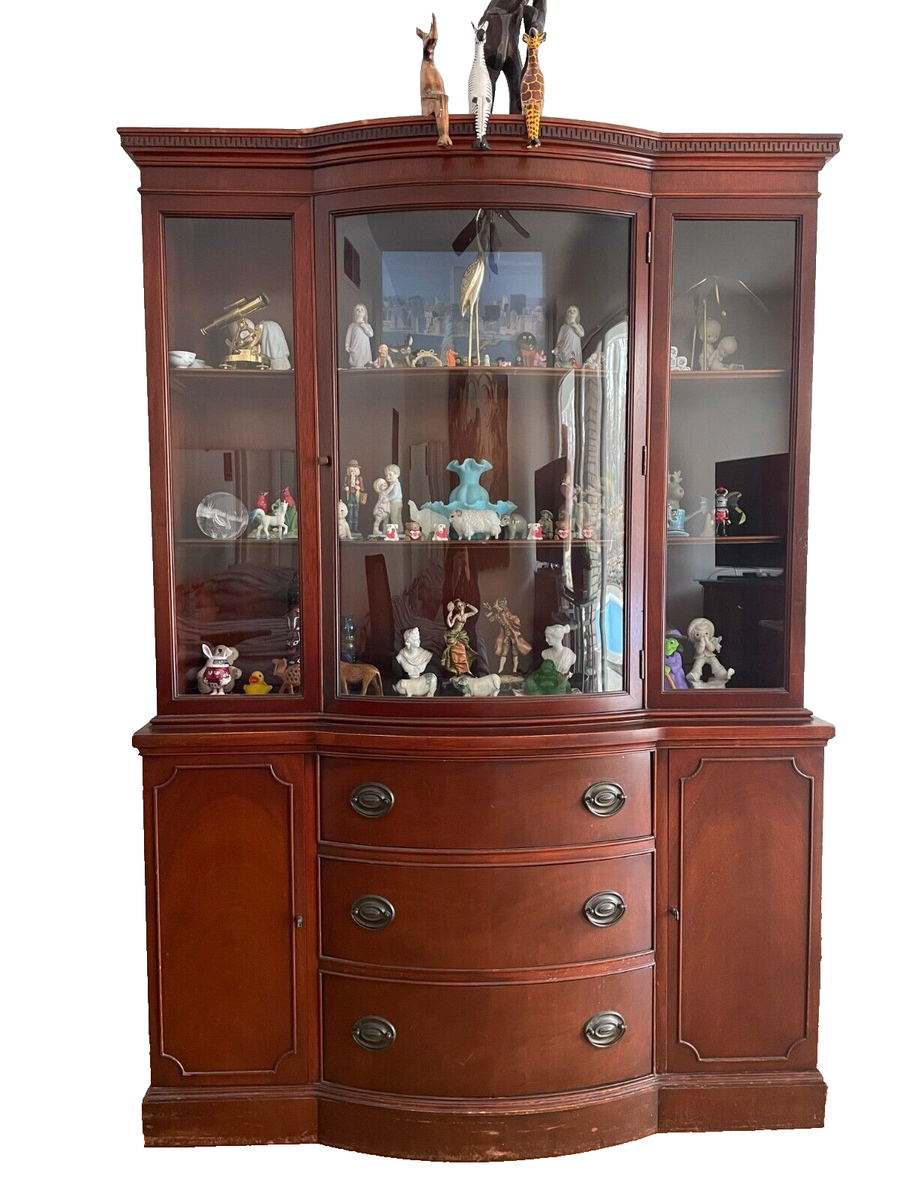 Vintage Drexel China Cabinet Mahogany Travis Court Bowed Front