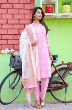 Women 's PREMIUM QUALITY Pink KURTI WITH PANT AND DUPATTA Casual Wear Item
