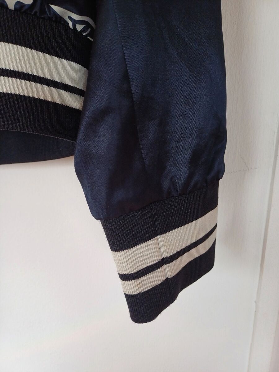 Valentino Spa Garavani Souvenir Panther Bomber Jacket Size Valentino Spa Garavani Souvenir Panther Bomber Jacket Size