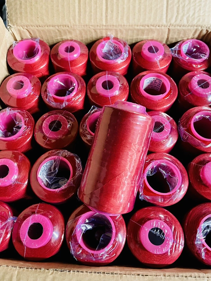 50 Carretes ROJO Hilo de Coser Serger Overlocker Acolchado Calidad T27 Cono 6000 YDS Foto 2 de 4