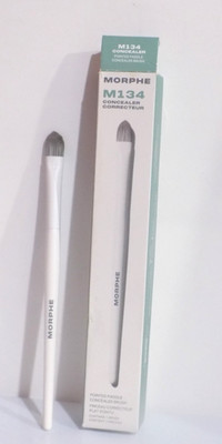 BRAND NEW~Morphe M134 POINTED PADDLE CONCEALER BRUSH