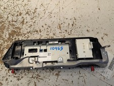 Info-GPS-TV Screen Center Dash Mounted ID 86111-76090 Fits 19-22 UX200 791571