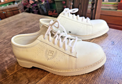 Vtg Y2K Women's White Brunswick Bowling Shoes Size 8.5