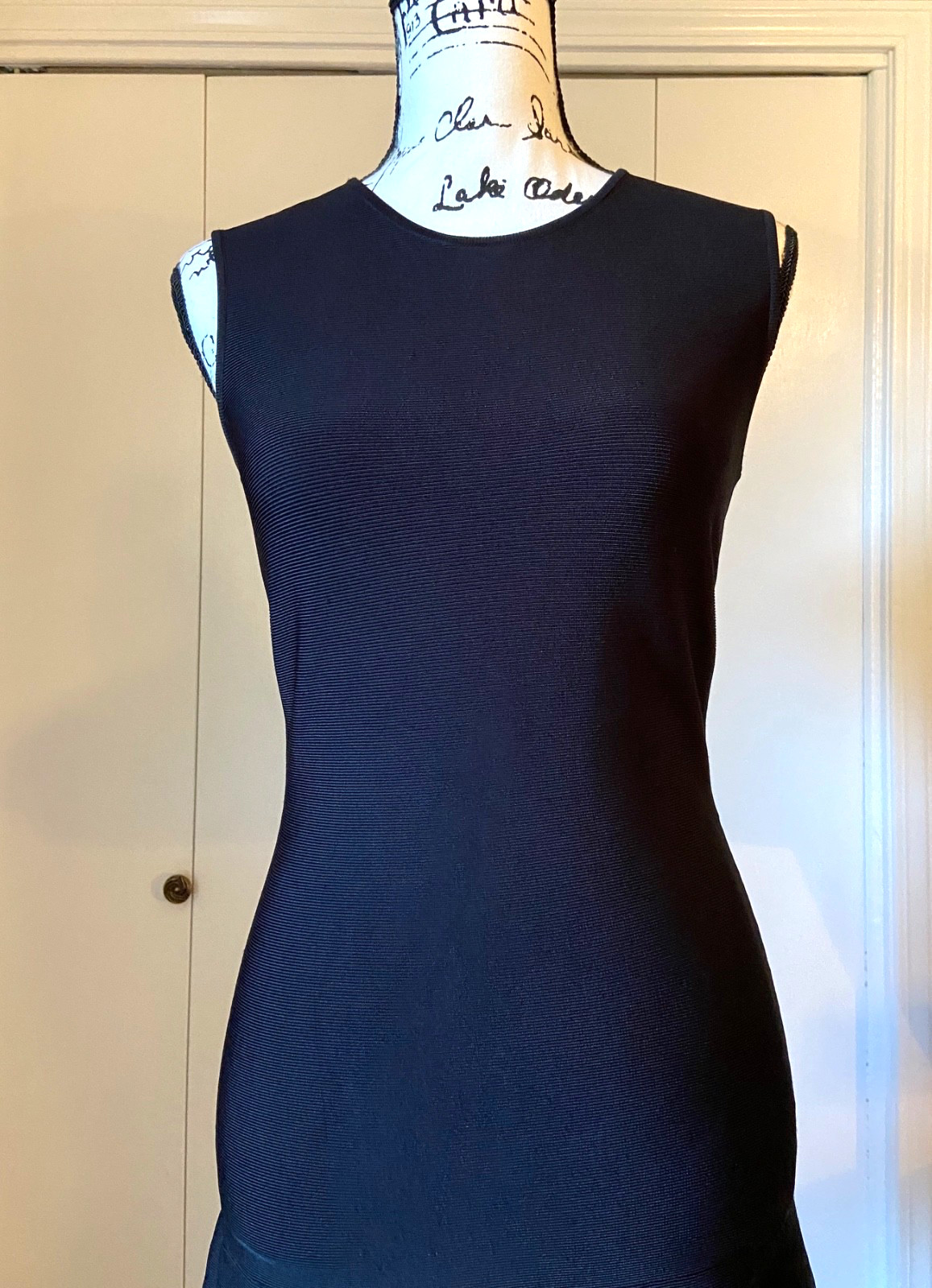 BCBG MAXAZRIA Solid Black Stretch Fitted Cocktail… - image 4