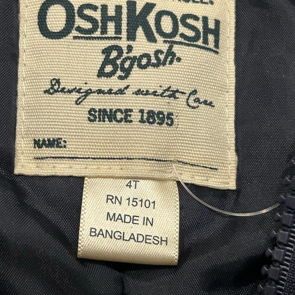 Baberos Oshkosh B'gosh Aislados Azul Marino Nieve Clima Frío 4T Foto 4 de 4