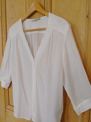 Gerard Darel Paris Size 2 White Blouse Crepe Textured Elevated Basic